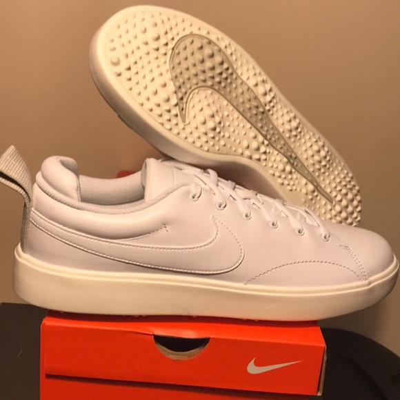 nike course classic white
